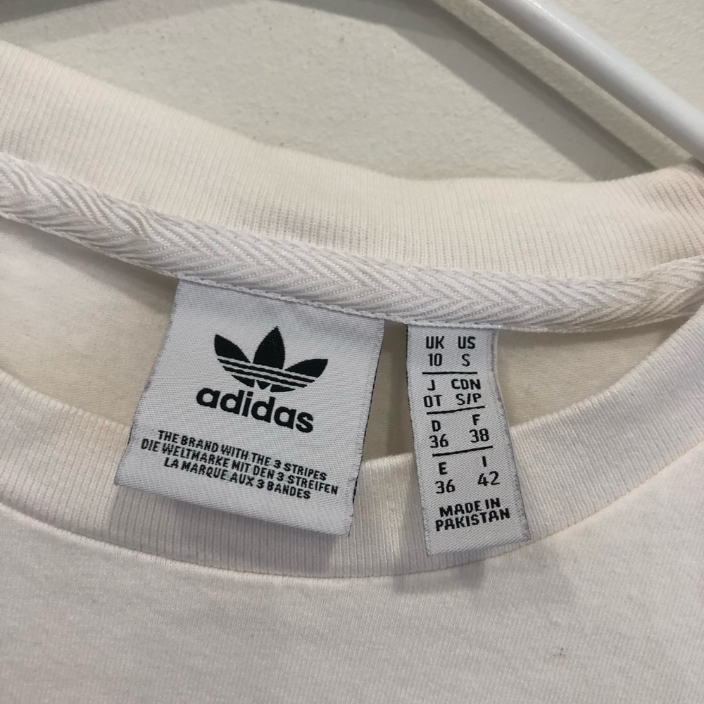 Adidas T-Shirt - Picture 2 of 3